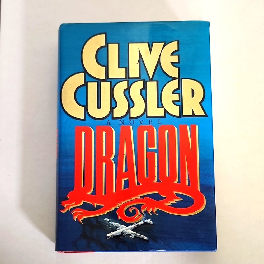 🔥3/$24. Novel 'Dragon' By Clive Cussler, Hardcover